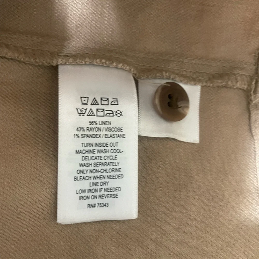 EUC H Halston safari cargo belted linen blend tan jacket size small